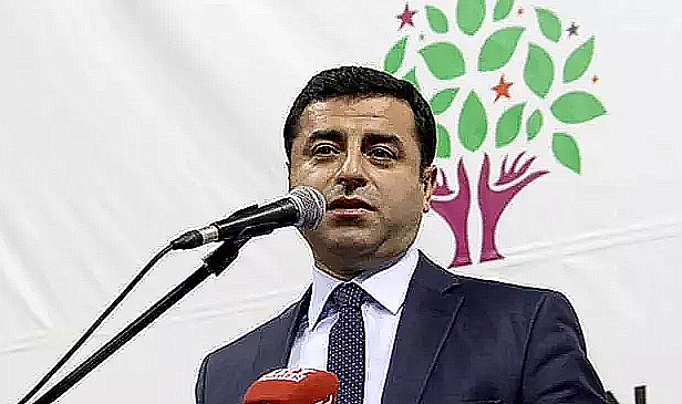 Selahattin Demirtaş’la ilgili dikkat çeken karar! – Siyaset Selahattin Demirtaş'la ilgili dikkat çeken karar! - Siyaset