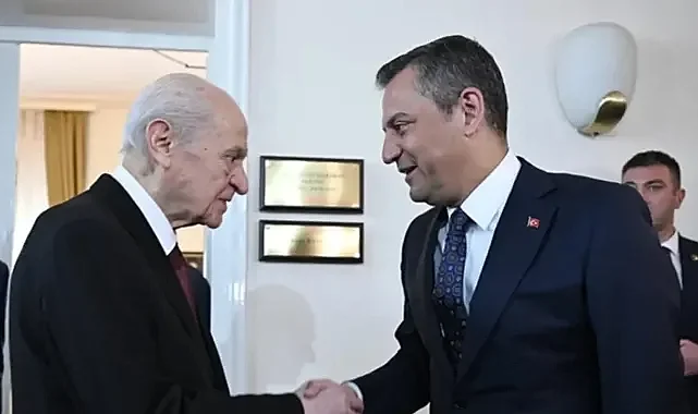 Özgür Özel ile Devlet Bahçeli arasında telefon görüşmesi! – Siyaset Özgür Özel ile Devlet Bahçeli arasında telefon görüşmesi! - Siyaset
