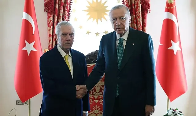 Cumhurbaşkanı Erdoğan 4 büyük kulübün başkanıyla görüştü – Spor Cumhurbaşkanı Erdoğan 4 büyük kulübün başkanıyla görüştü - Spor