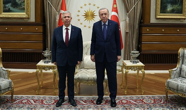 Mansur Yavaş ve Erdoğan arasında sürpriz görüşme – Siyaset Mansur Yavaş ve Erdoğan arasında sürpriz görüşme - Siyaset